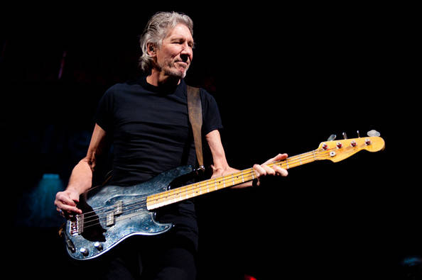 Roger Waters, Cittadino Onorario di Anzio, compie gli anni, De Angelis: “Auguri ad un artista geniale”