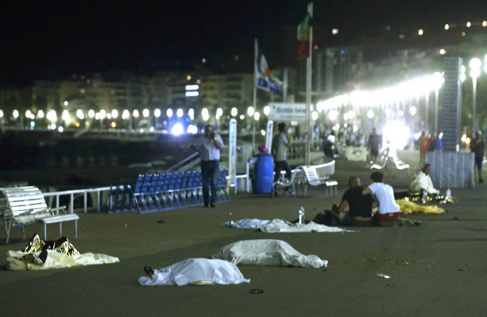 Da #Nizza a #Barcellona, auto e camion contro folla, una lunga scia di sangue