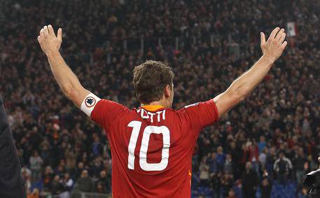 Lettera di Francesco Totti alla Roma. Il racconto della sua storia d’amore, con la maglia giallorossa