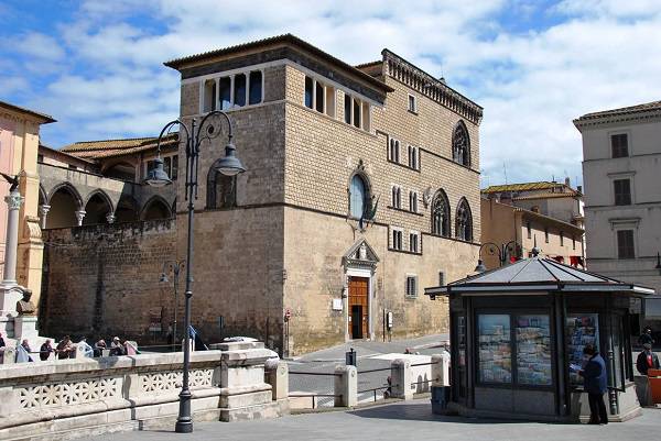 Weekend di “#tarquinia a porte aperte” dedicato ai palazzi Bruschi Falgari e Vitelleschi