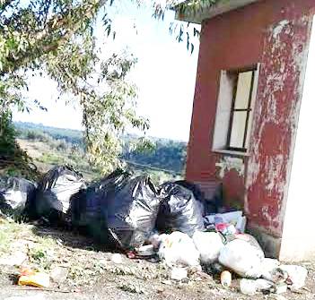 #fiumicino: rifiuti, allarme a #testa di Lepre “invasa” dalle discariche