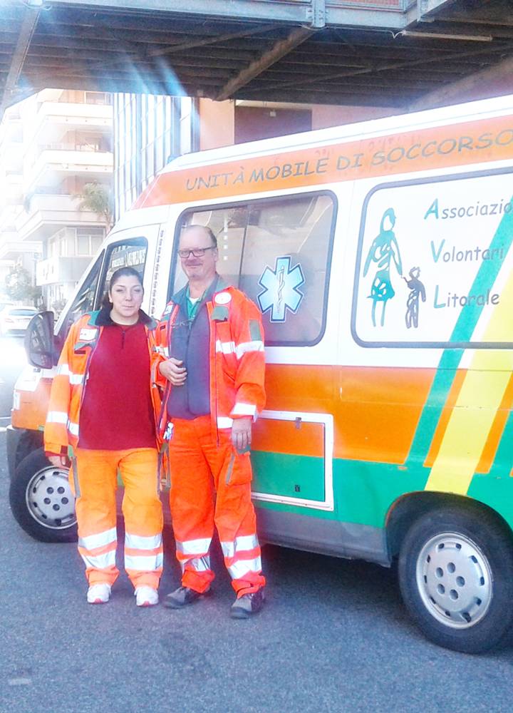 #Fiumicino, gli angeli dell’ambulanza. Sono i “Volontari del Litorale”