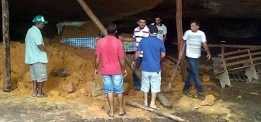 #brasile, crolla la grotta di un santuario durante la preghiera, 10 morti