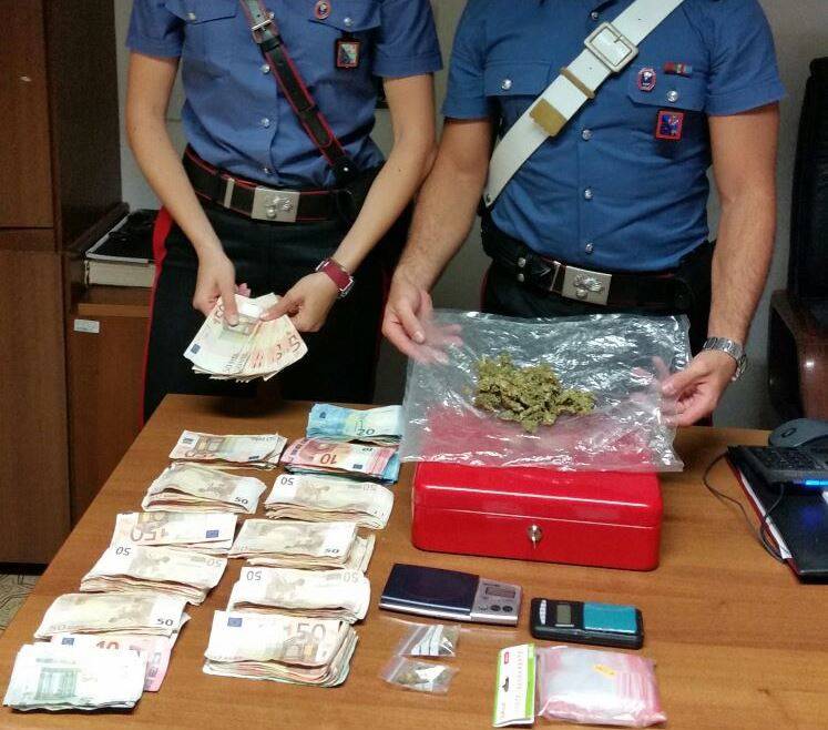 #Ladispoli, tenta di spendere banconote false, arrestato dai carabinieri