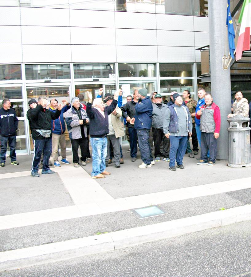 #Fiumicino: pescatori in protesta. E l’Assessore annuncia i lavori sulla passerella