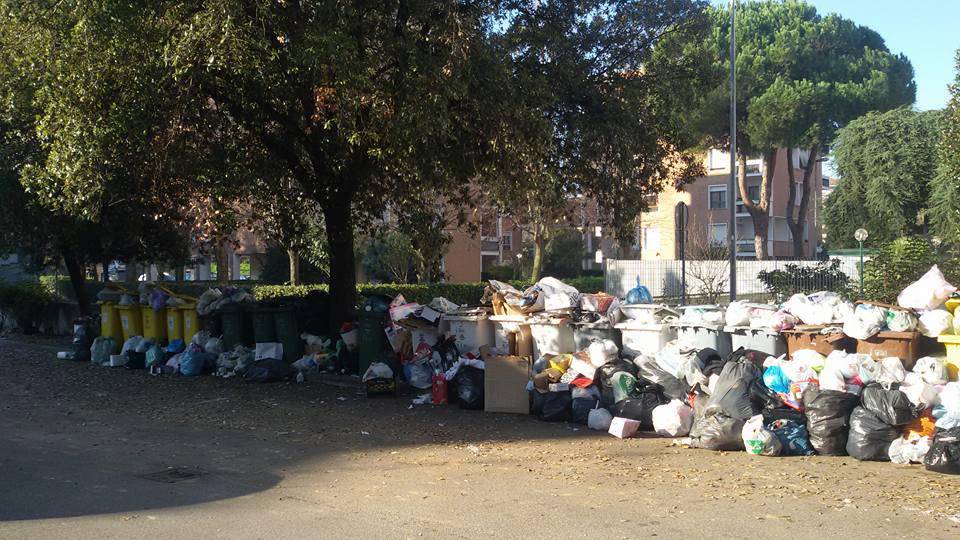 #Nettuno invasa dai rifiuti: rischio di contagio per i cittadini