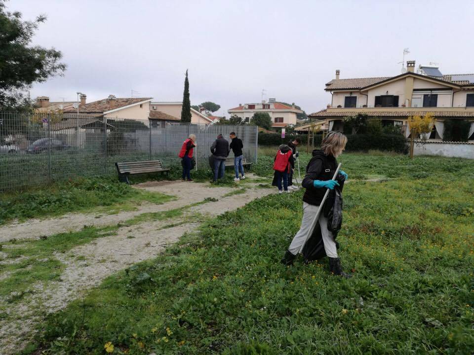 #Infernetto, CasaPound riqualifica il parco di via Orazio Vecchi