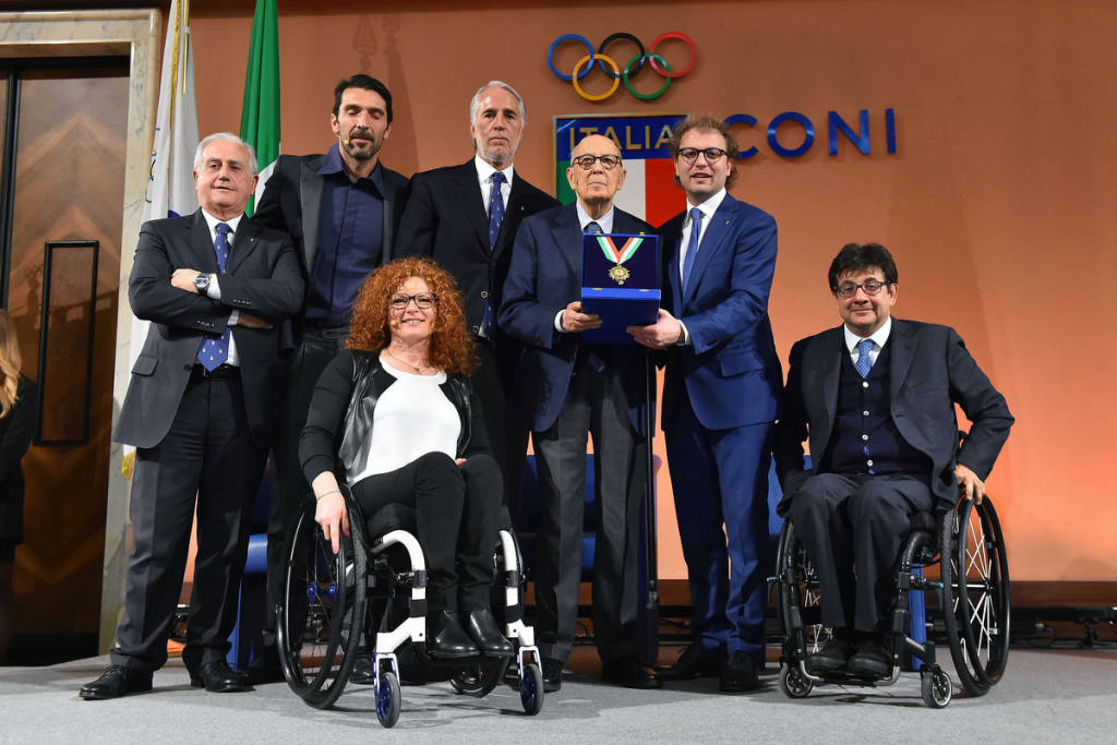 Consegnati i Collari d’Oro al Coni. Emozioni a Cinque Cerchi e non solo, al Salone d’Onore