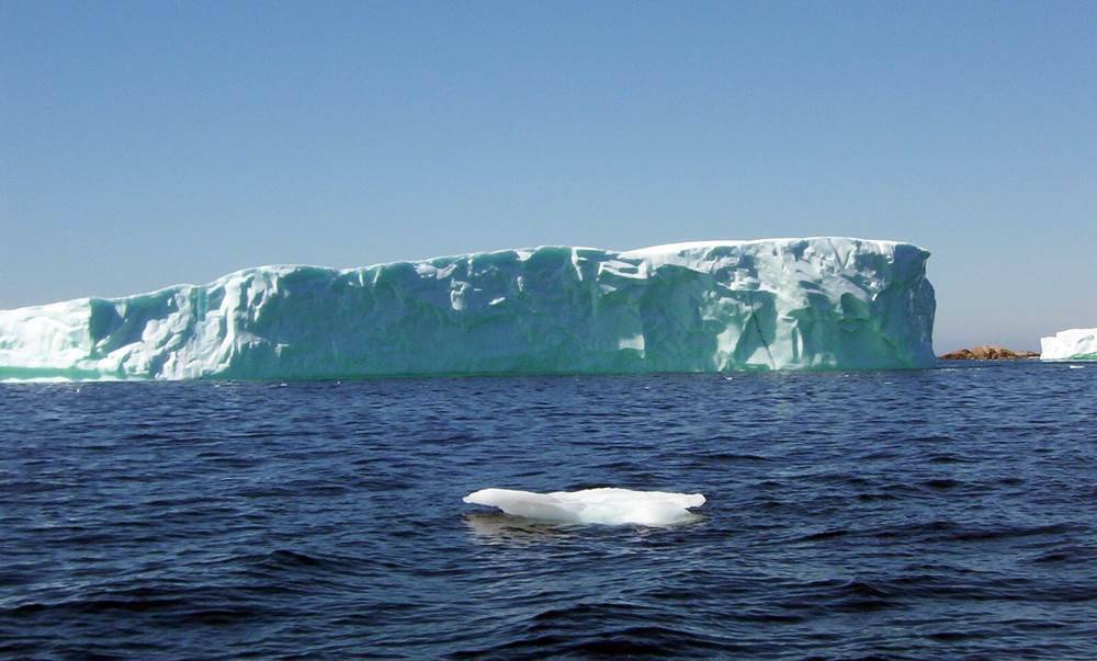 Allarme Antartide, si stacca un mega-iceberg grande come il Delaware