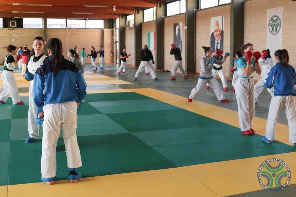 La Nazionale Italiana di karate in Francia. Appuntamento con la Premier League di Parigi