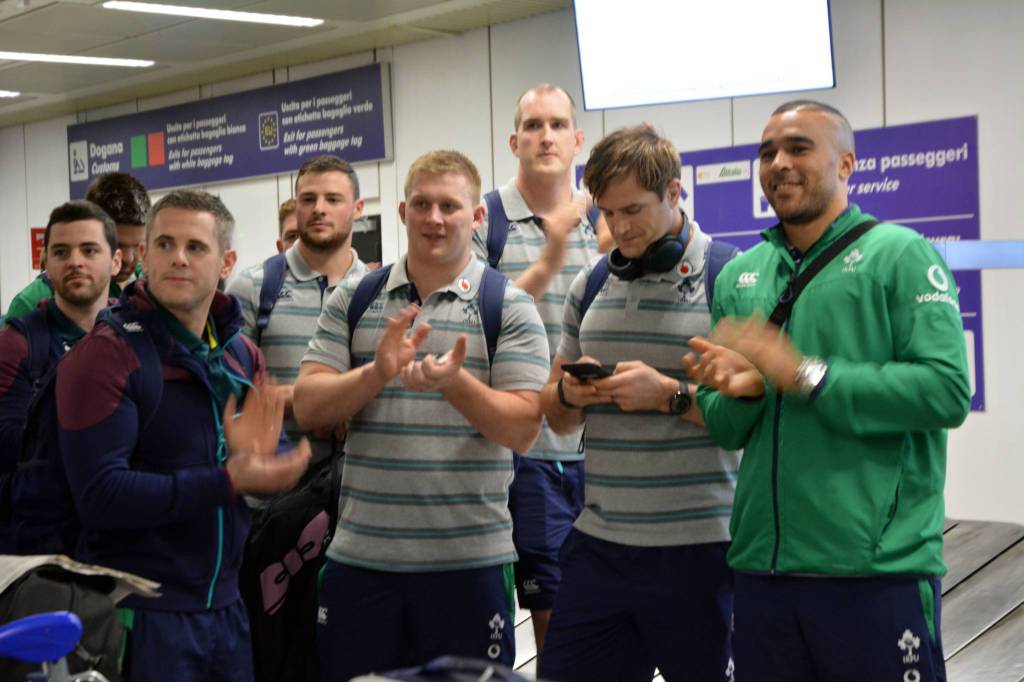 Adr: a #Fiumicino un flash mob di benvenuto per i giganti irlandesi del Rugby