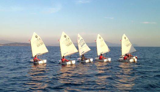 1a tappa del Trofeo optisud, il ‘Circolo Nautico Caposele’ di Formia va al podio in tutte le categorie