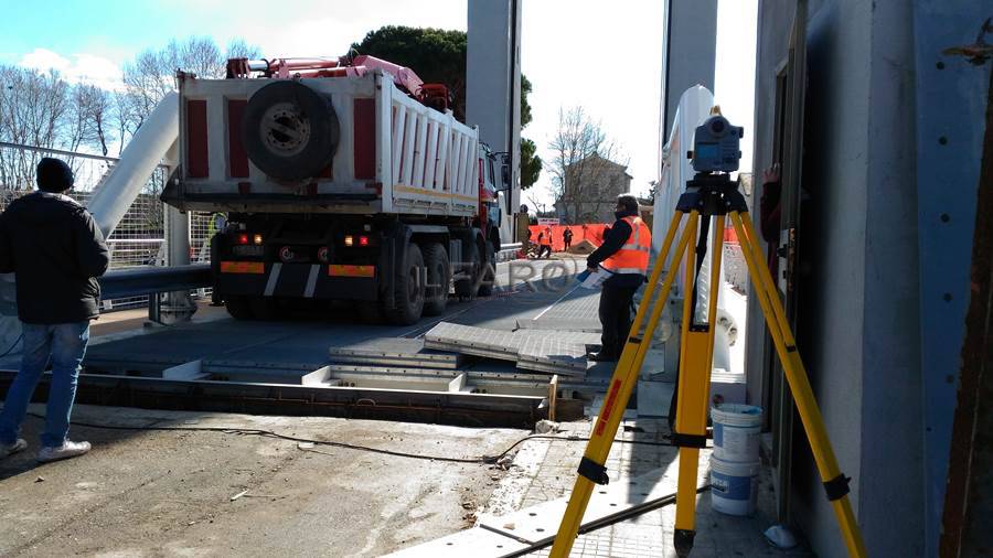 #Fiumicino, ponte Due giugno, prove di carico effettuate. Ci siamo quasi…