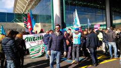 Alitalia, De Vecchis: “Bilanci in attivo non licenziando ma con piani industriali”
