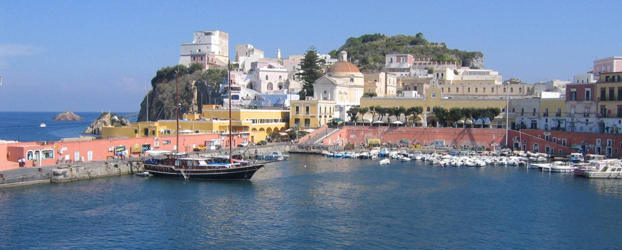 Il gemellaggio #Ischia #Ponza tra passato e futuro