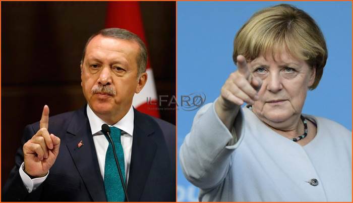 Erdogan attacca Merkel, dalla Cancelliera ‘pratiche naziste’ e aiuto ai ‘terroristi’