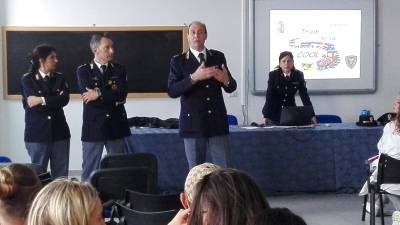 ‘Train…to be cool’, la Polfer incontra gli studenti di #Ladispoli