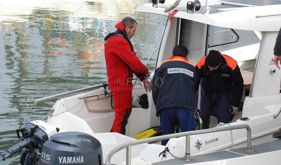 #Fiumicino, natante affonda a Fiumara Grande, interviene la Capitaneria