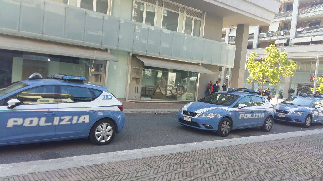 #Fiumicino, paura a Parco Leonardo, segnalato un uomo armato di fucile, ma era del Romics