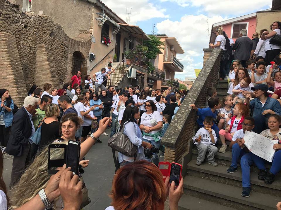 #Ardea, assistenza bambini disabili, dopo la manifestazione il commissario ripristina le ore tagliate