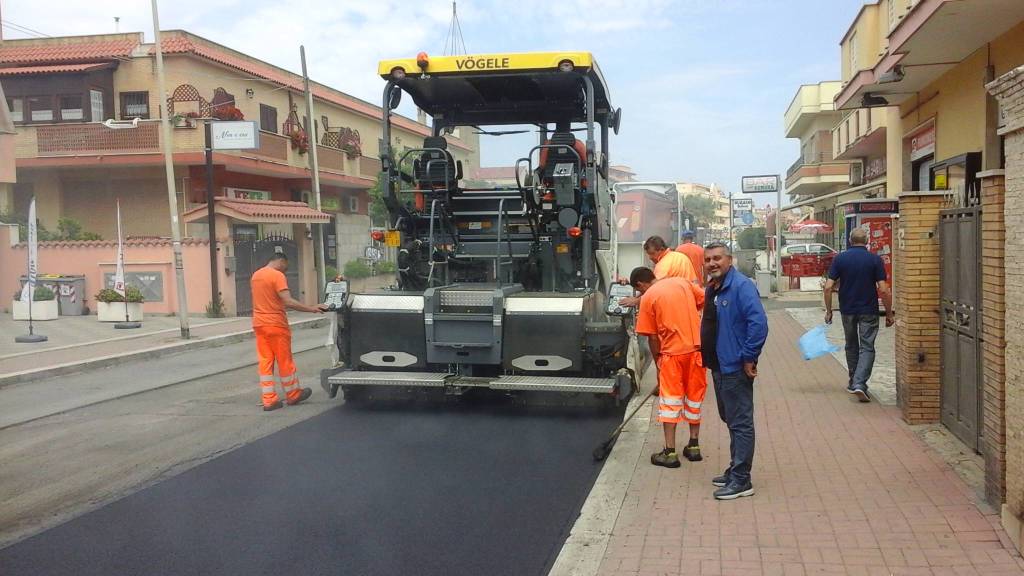 #Fiumicino, Caroccia ‘Cominciati i lavori di rifacimento dell’asfalto su via Giorgio Giorgis’
