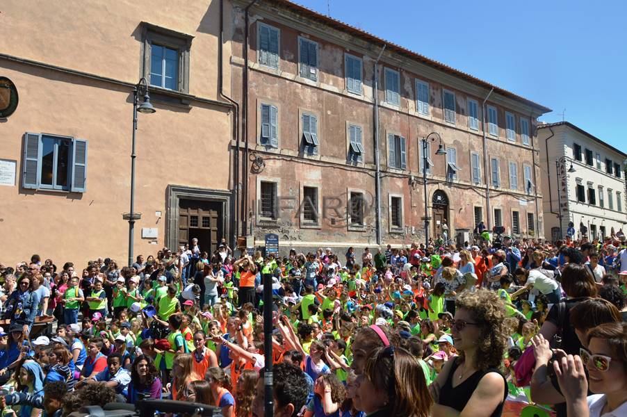 #Tarquinia, la carica dei 1400 a ‘Giovani e colori’