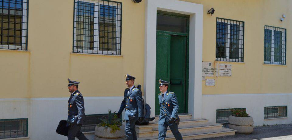 #Ventotene, la Guardia di Finanza scopre un’associazione a delinquere, eseguite 5 misure cautelari