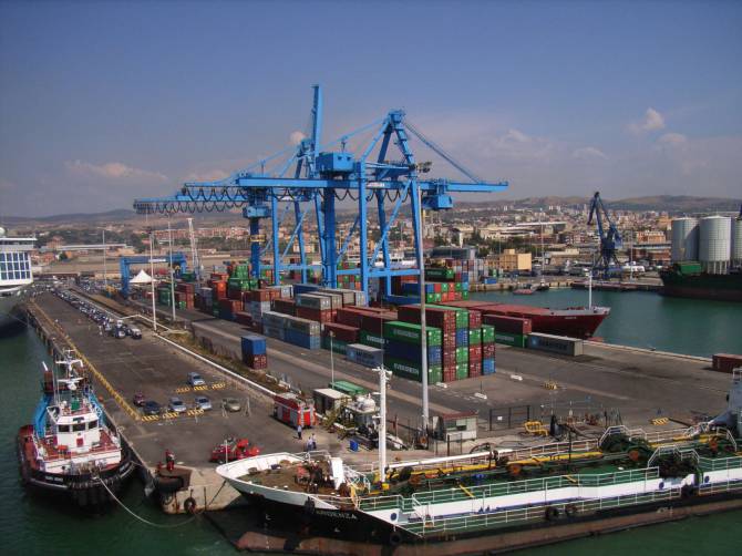 #Civitavecchia, Menditto ‘Indirizzi importanti dal tavolo di lavoro sull’inquinamento navale’