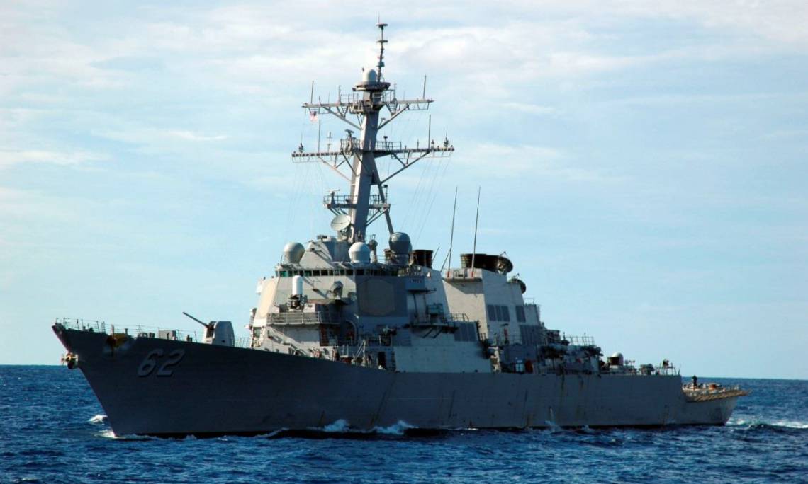 #Usa, cacciatorpediniere contro nave merci, almeno 7 dispersi