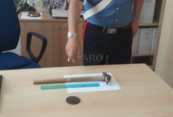 #Sabaudia, si scaglia contro il figlio con un martello, arrestato un uomo per tentato omicidio