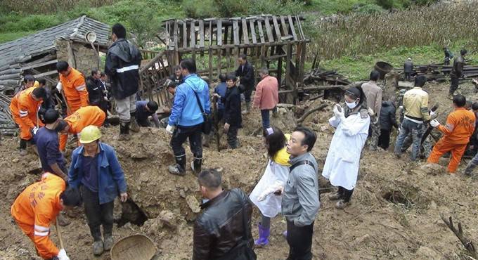 #Cina , un intero villaggio sepolto da una frana