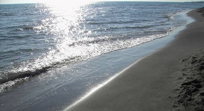 #Ostia, Sinistra Italiana X Municipio ‘liberiamo il mare di Roma da ogni illegalità’