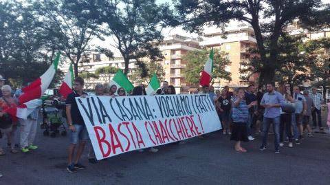 #Ostia, voragine a Via Casana, CasaPound e i residenti bloccano la strada