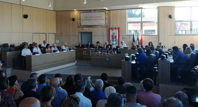 #Ardea, prima assemblea civica, il Sindaco relaziona sulle scuole