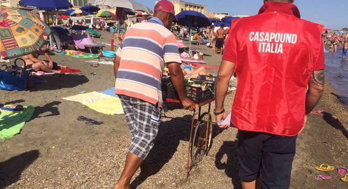 ‘Venditori abusivi e degrado a #Ostia’, blitz di CasaPound nelle spiagge libere