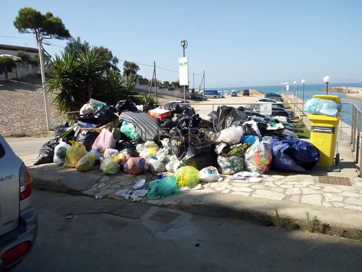 #Sperlonga, è allarme rosso sui rifiuti, lo segnalano anche i turisti