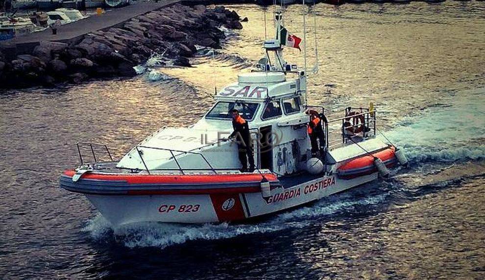 #Terracina, la Guardia costiera soccorre un’unità di diporto in avaria con a bordo una bambina