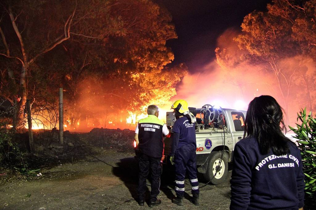 incendio cerveteri