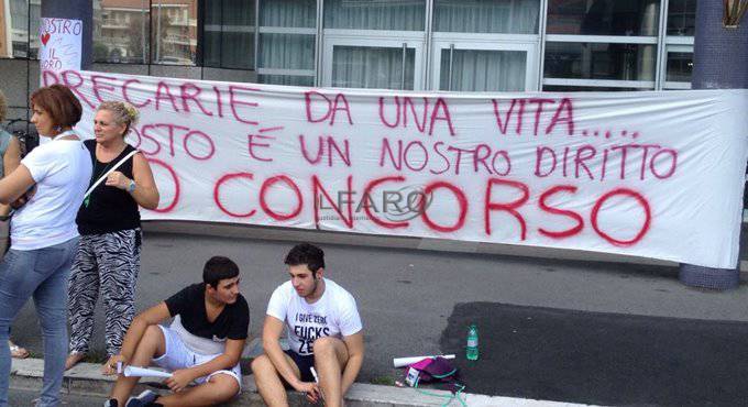 Maestre precarie a #Fiumicino, domani nuovo sit-in in Comune