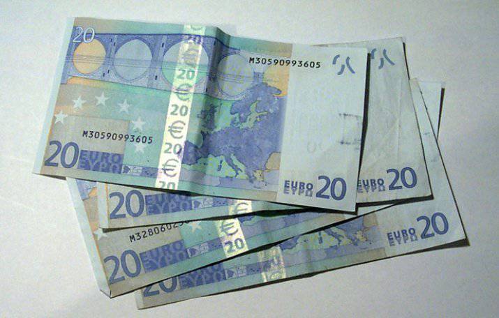 #Ladispoli, sorpresi in un bar a spendere banconote false, arrestati due cittadini marocchini
