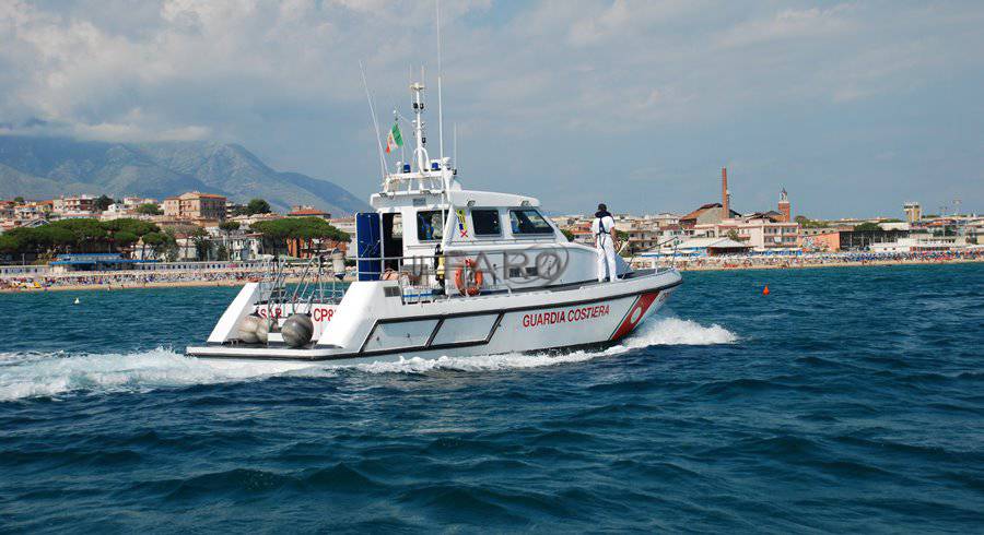 Barche troppo vicine alle spiagge d Gaeta e Sperlonga: multati due diportisti