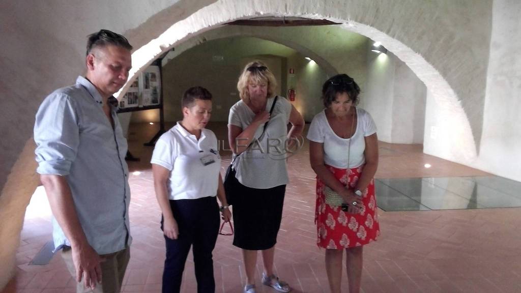 Una delegazione di artisti dalla Norvegia in visita al Castello di #SantaSevera