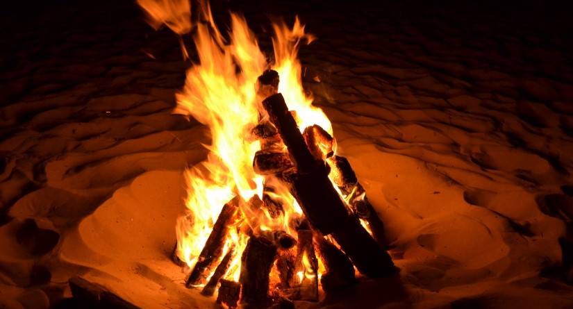 A #Ladispoli il divieto assoluto di campeggio e di accendere falò sulle spiagge in occasione del Ferragosto