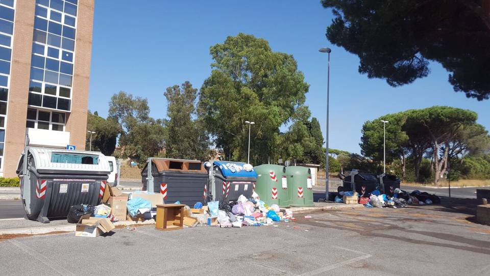 X Municipio, Forza Italia ‘Natale tra i rifiuti, emergenza annunciata’