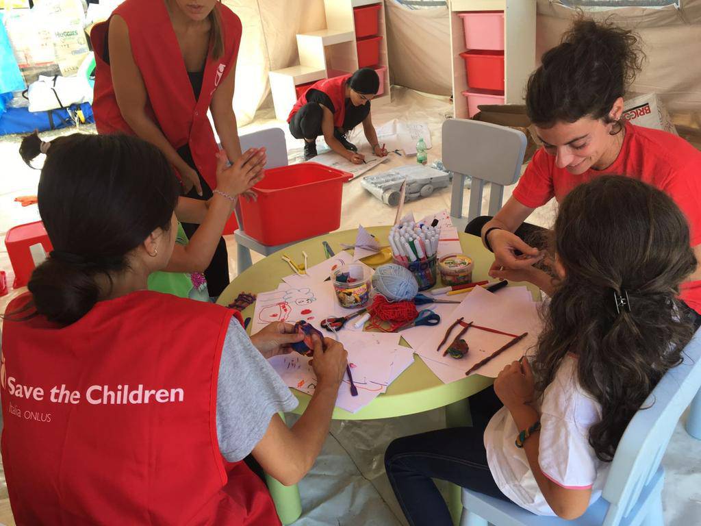 Save the Children: A un anno dal terremoto in Centro Italia, il 34% delle strutture scolastiche è inagibile