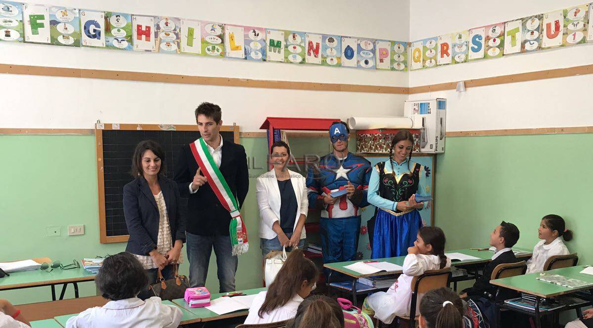 #Tarquinia, primo giorno di scuola, i rappresentanti del Comune fanno visita agli studenti