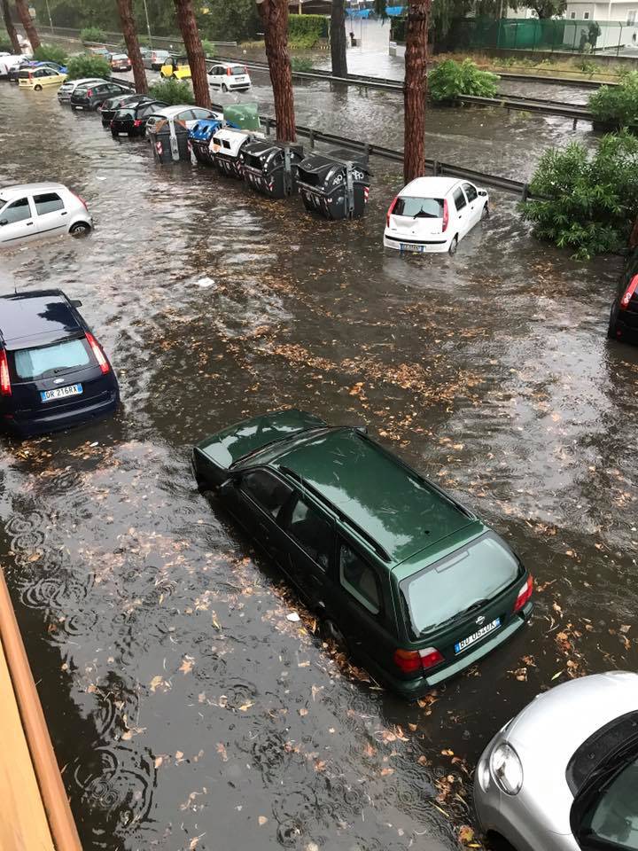 #Ostia, nubifragio, Aurigemma -Zaccaria ‘L’acqua è entrata nell’ufficio tecnico del Municipio’