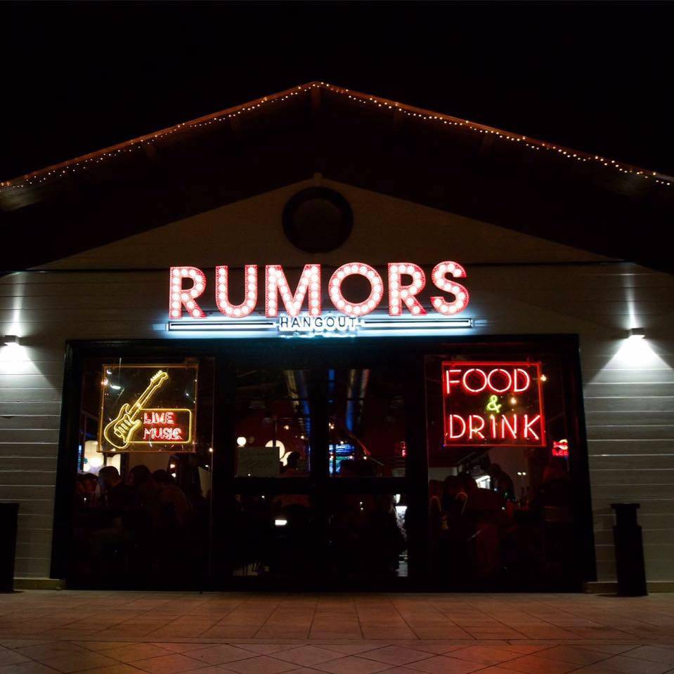 Un anno di Rumors, una band atipica per un ristorante atipico, riferimento della musica live sul Litorale romano