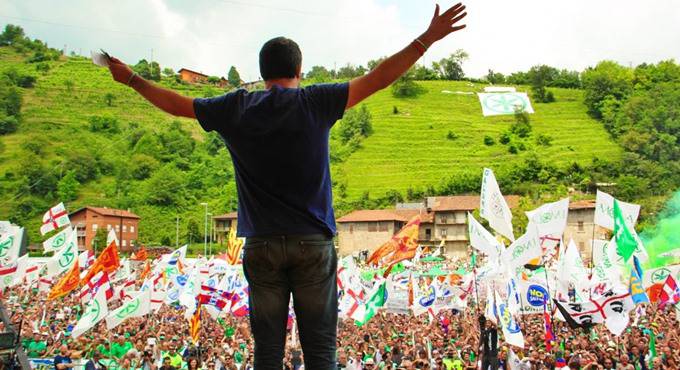 Cala il sipario su Bossi, #Pontida è terra di #Salvini, non più casa sua