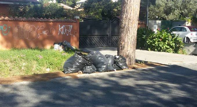 Buche e rifiuti al X Municipio, Vocaturo (Pd), ‘Degrado insopportabile’
